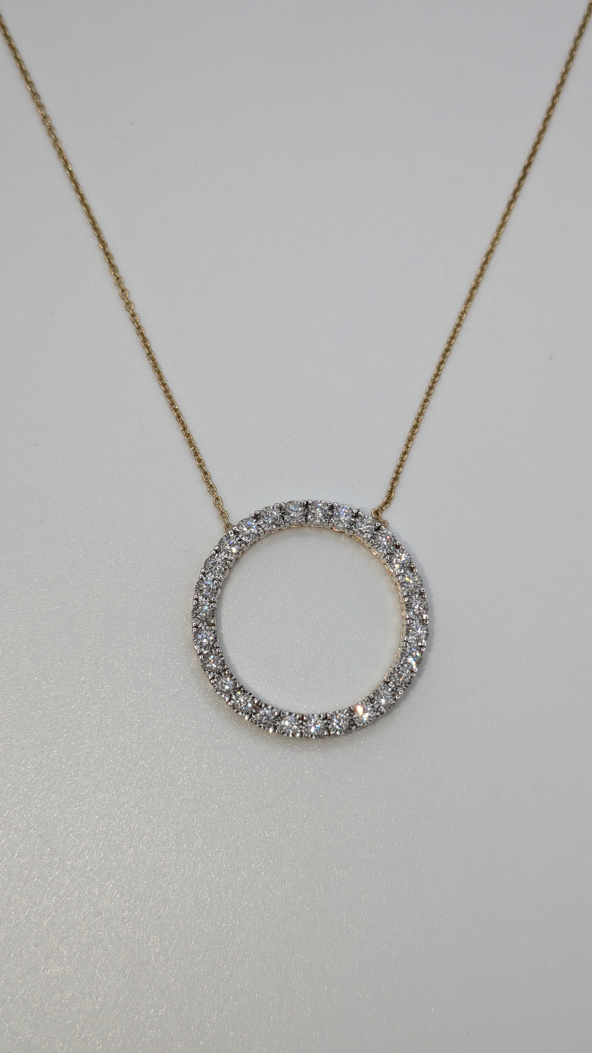 Diamond open circle pendant 0.50ct F/VS1