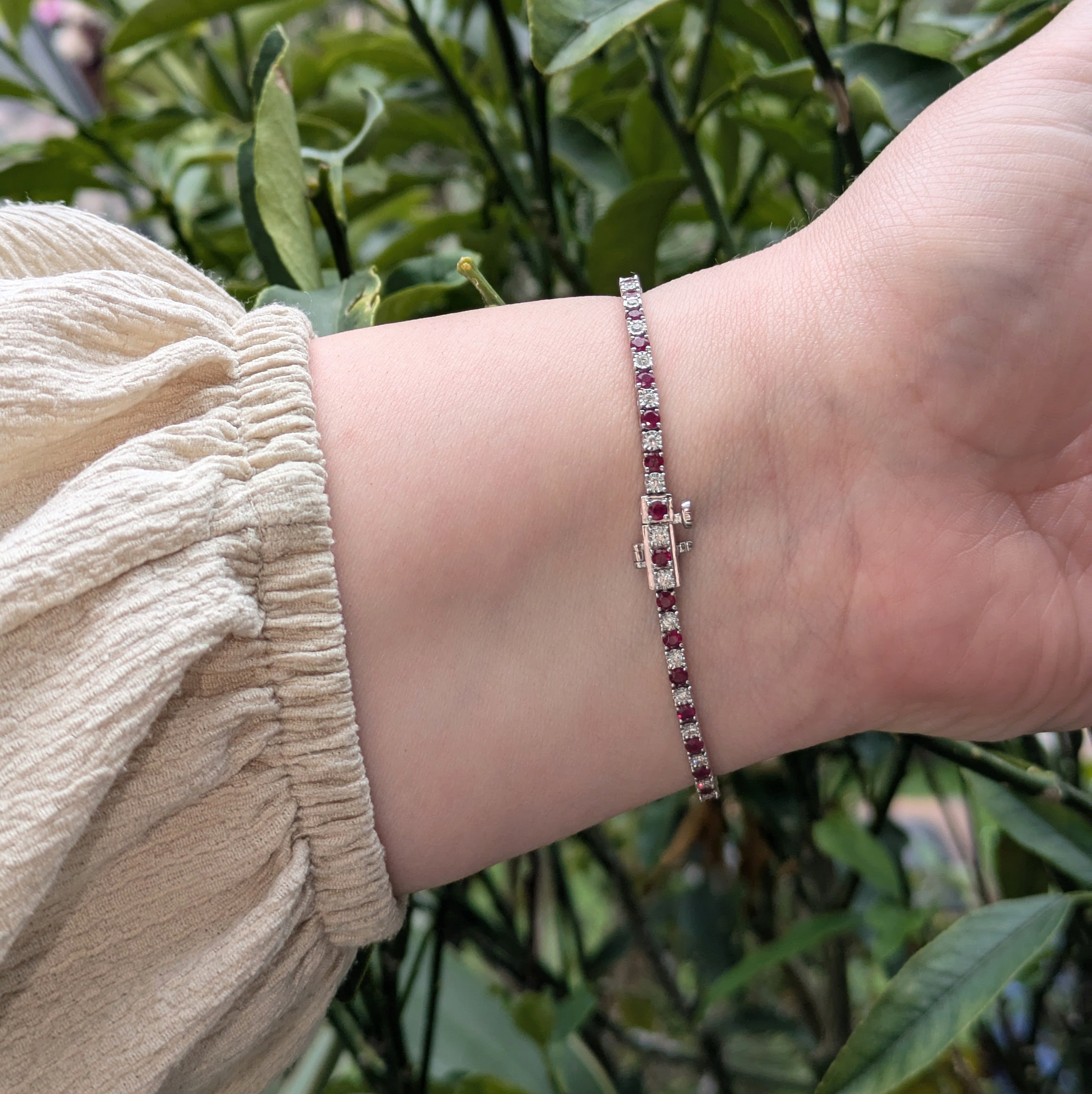 Ruby with illusion set diamonds tennis bracelet F/VS1