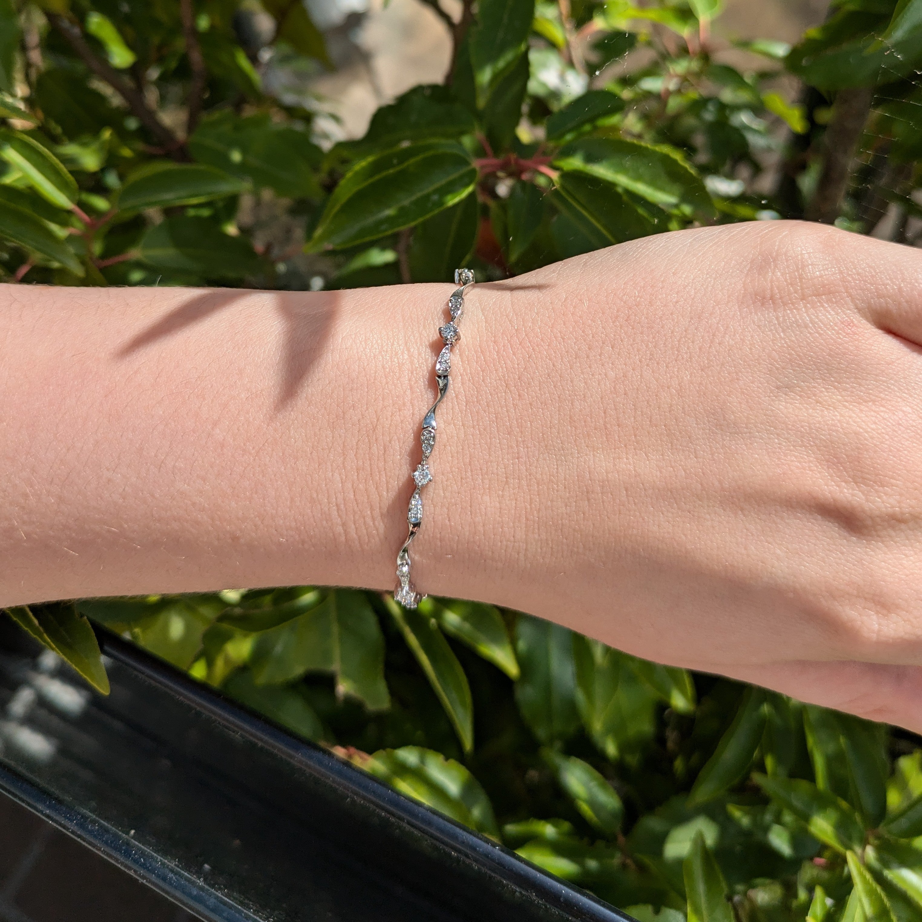 Twited design style white gold diamond cluster bracelet