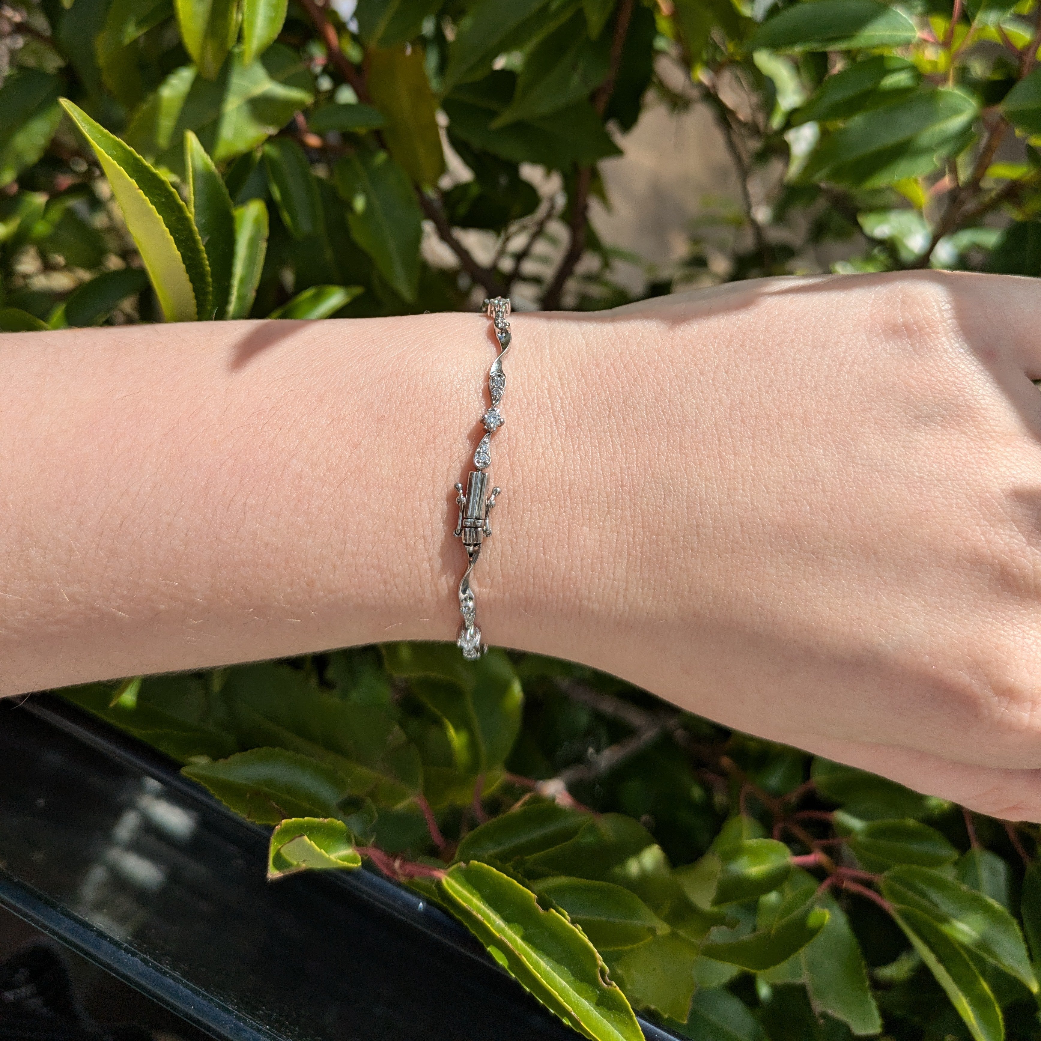 Twited design style white gold diamond cluster bracelet